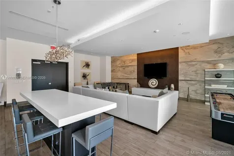 999 SW 1st Avenue Miami FL 33130