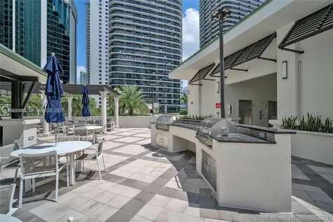 999 SW 1st Avenue Miami FL 33130