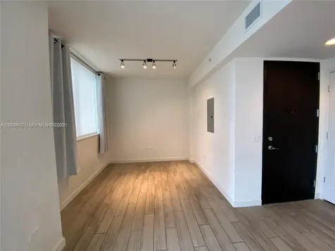 999 SW 1st Avenue Miami FL 33130