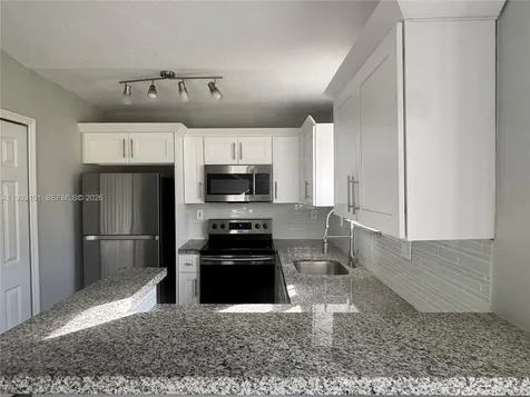 3390 NE 10th Street Homestead FL 33033