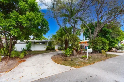 6765 SW 51st Street Miami FL 33155