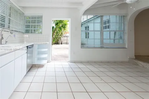 6765 SW 51st Street Miami FL 33155