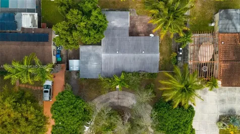 6765 SW 51st Street Miami FL 33155