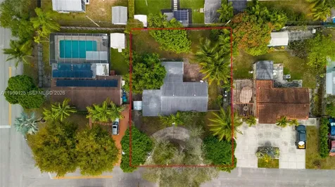 6765 SW 51st Street Miami FL 33155