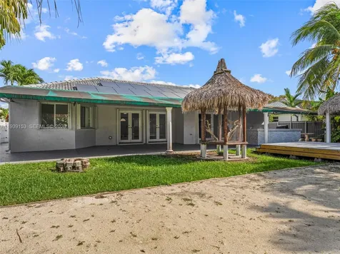 25372 SW 122nd Court Homestead FL 33032
