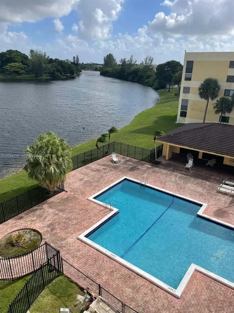 6575 W Oakland Park Boulevard Lauderhill FL 33313