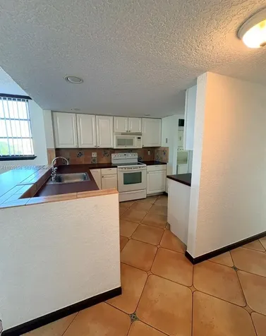 6575 W Oakland Park Boulevard Lauderhill FL 33313