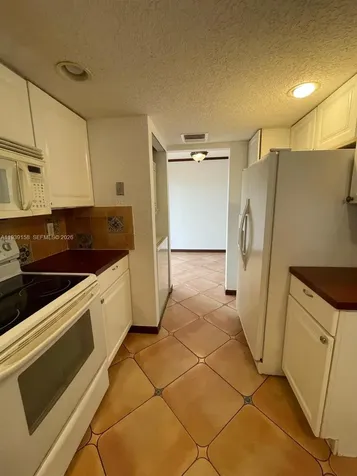 6575 W Oakland Park Boulevard Lauderhill FL 33313