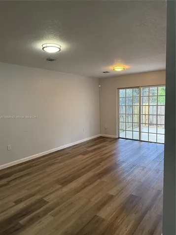 582 SW 2nd Place Florida City FL 33034
