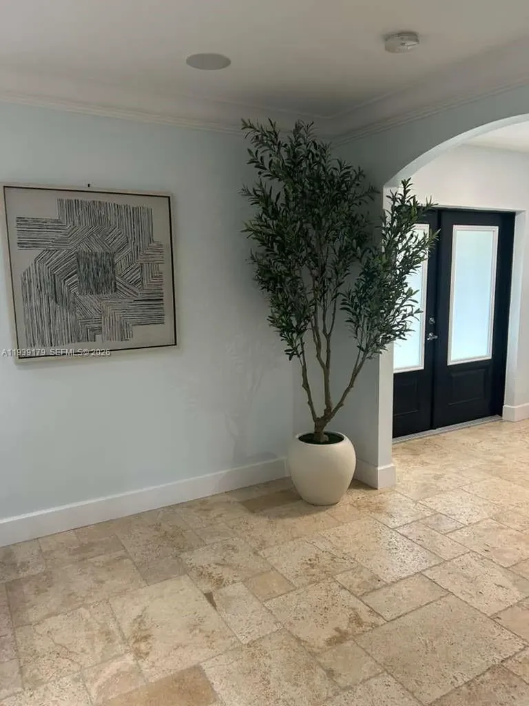 1108 Washington Street Hollywood FL 33019
