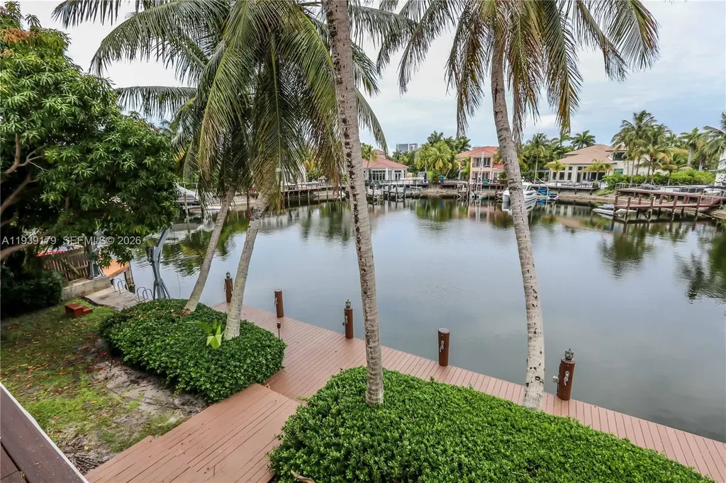 1108 Washington Street Hollywood FL 33019