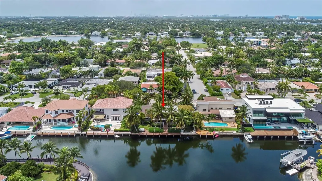 1108 Washington Street Hollywood FL 33019