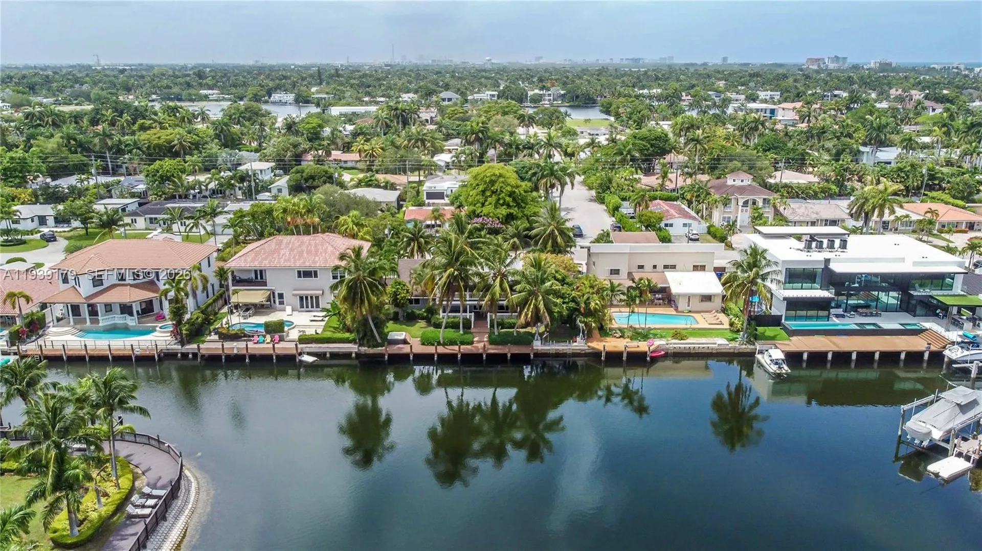 1108 Washington Street Hollywood FL 33019