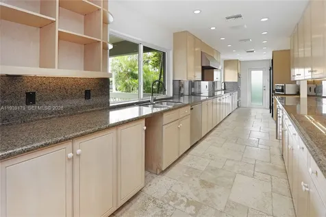 1108 Washington Street Hollywood FL 33019