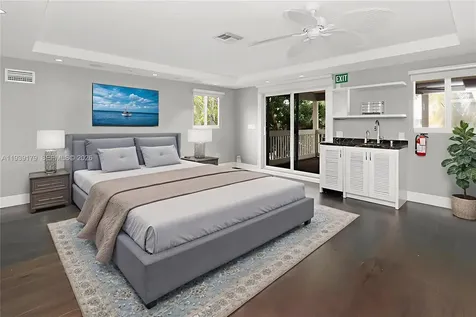 1108 Washington Street Hollywood FL 33019