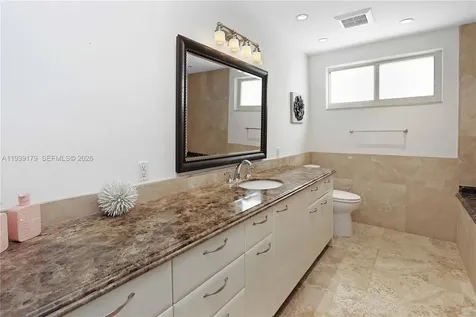 1108 Washington Street Hollywood FL 33019