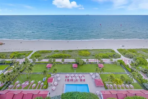 2555 Collins Avenue Miami Beach FL 33140