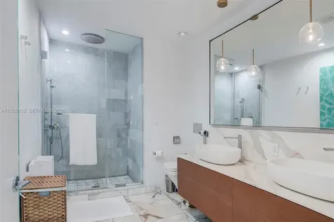 10201 Collins Avenue Bal Harbour FL 33154