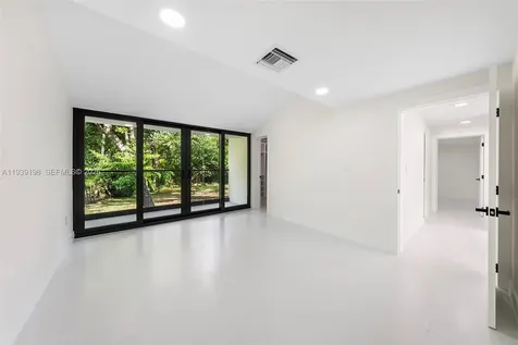 7540 Los Pinos Boulevard Coral Gables FL 33143