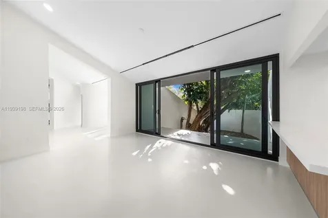 7540 Los Pinos Boulevard Coral Gables FL 33143