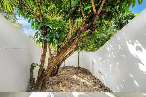 7540 Los Pinos Boulevard Coral Gables FL 33143
