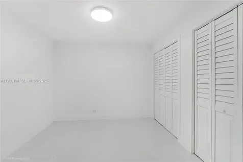 6039 Collins Avenue Miami Beach FL 33140