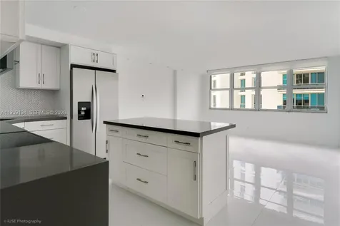 6039 Collins Avenue Miami Beach FL 33140