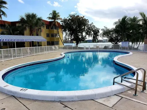 1450 NE 191st Street Miami FL 33179