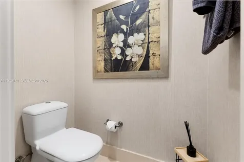6899 Collins Avenue Miami Beach FL 33141