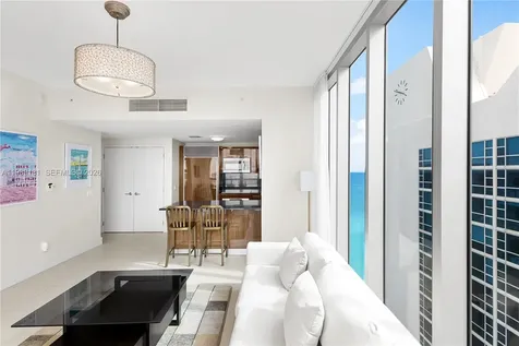 6899 Collins Avenue Miami Beach FL 33141