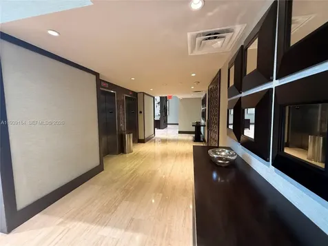 5252 NW 85th Avenue Doral FL 33166