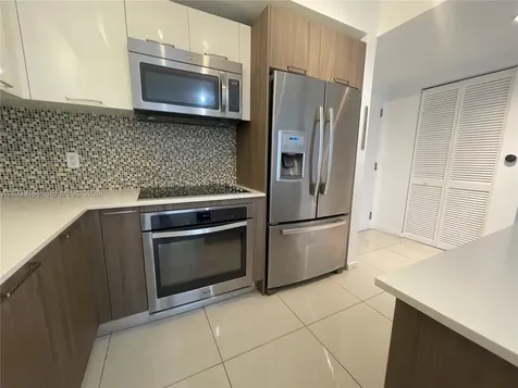 5252 NW 85th Avenue Doral FL 33166