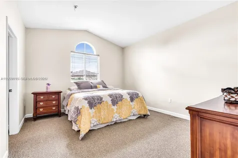 1081 NE 41st Terrace Homestead FL 33033