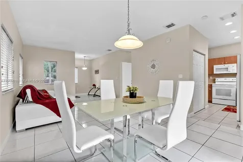 1081 NE 41st Terrace Homestead FL 33033