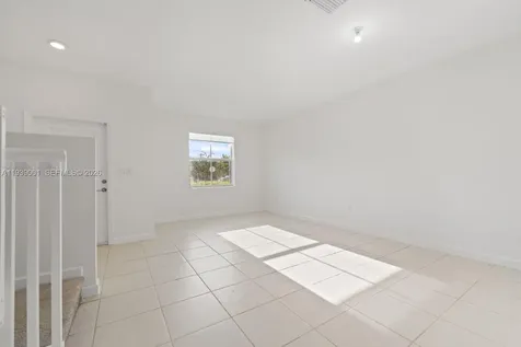1705 SE 27th Road Homestead FL 33035
