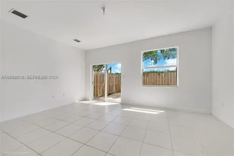 1705 SE 27th Road Homestead FL 33035