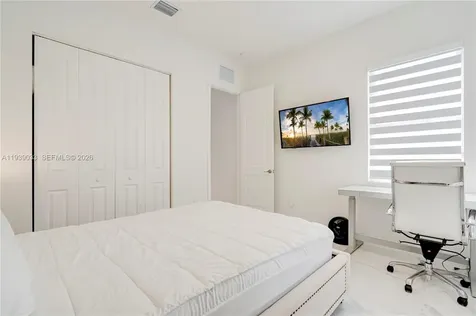 4367 SW 123 Lane Davie FL 33330