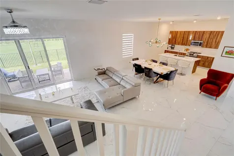 4367 SW 123 Lane Davie FL 33330