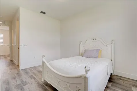 4367 SW 123 Lane Davie FL 33330