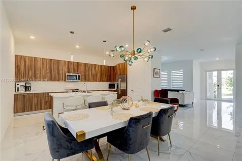 4367 SW 123 Lane Davie FL 33330