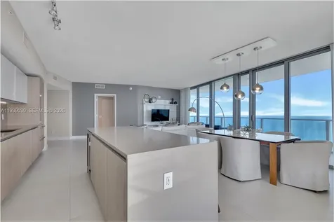 4111 S Ocean Drive Hollywood FL 33019
