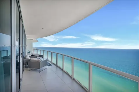 4111 S Ocean Drive Hollywood FL 33019