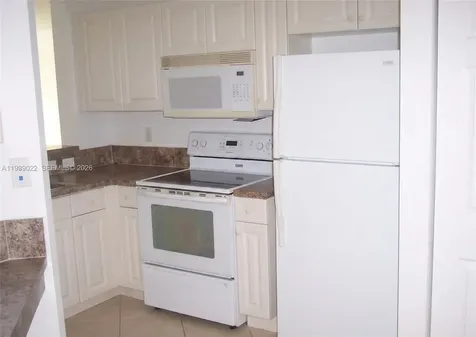 1942 Alamanda Way Riviera Beach FL 33404