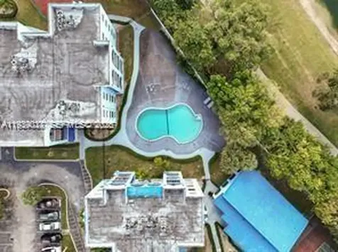 9440 Fontainebleau Boulevard Miami FL 33172