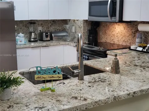17375 Collins Avenue Sunny Isles Beach FL 33160