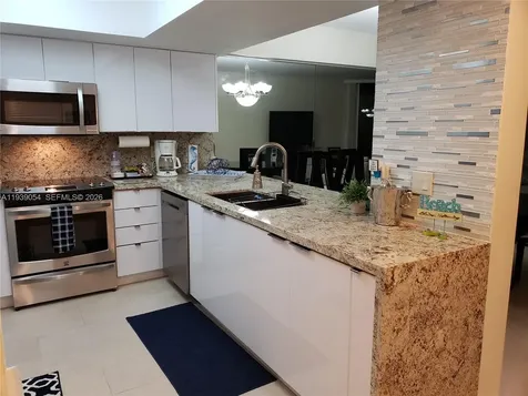 17375 Collins Avenue Sunny Isles Beach FL 33160