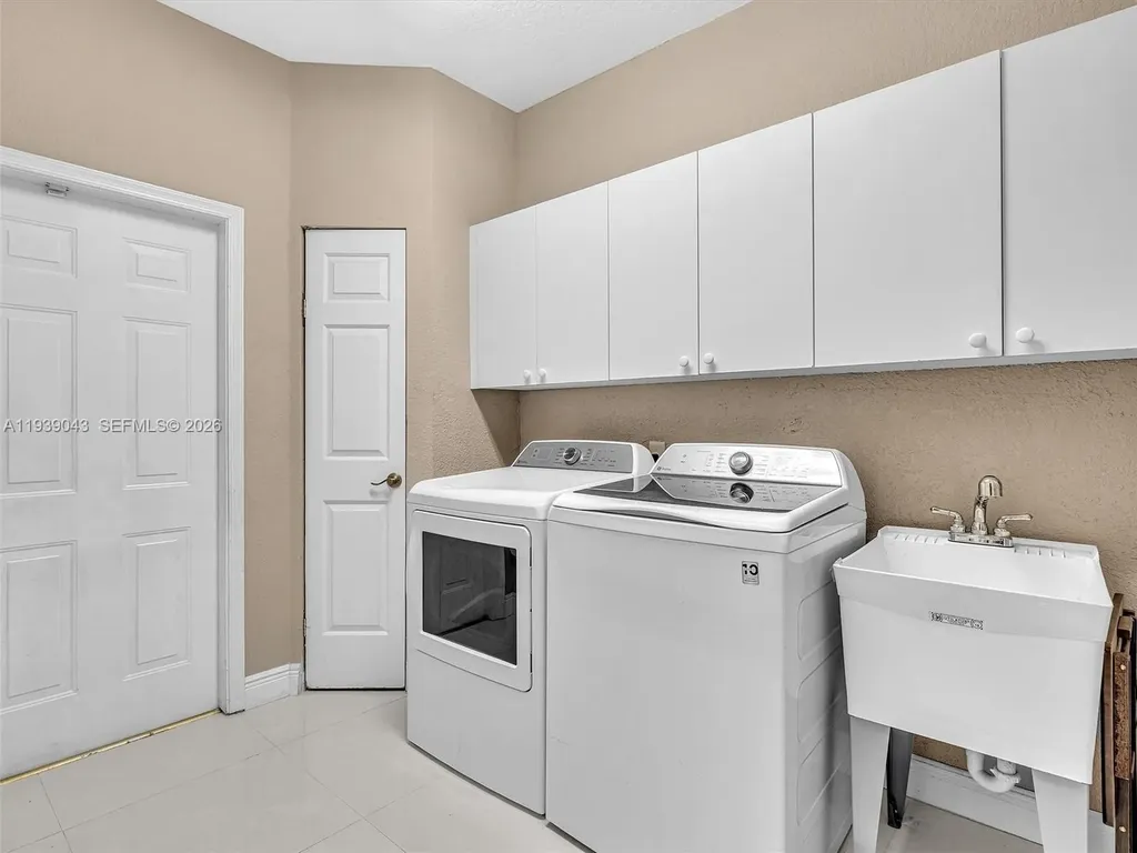 8720 NW 18th Street Coral Springs FL 33071