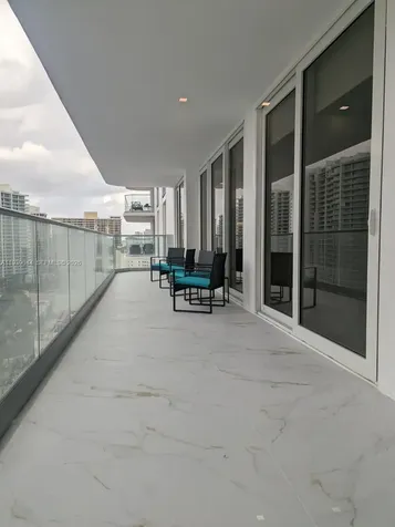 19707 Turnberry Way Aventura FL 33180