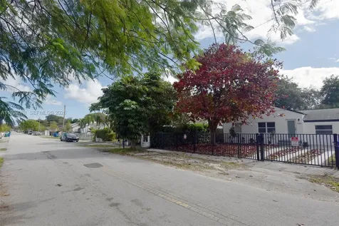 1084 NW 66th Street Miami FL 33150