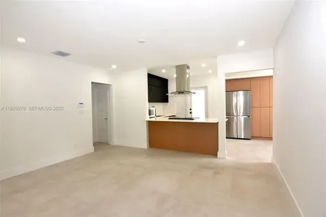 1084 NW 66th Street Miami FL 33150